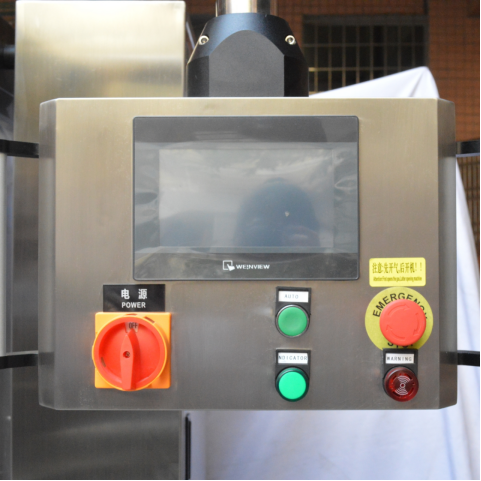 automatic linear pistion filling machine for 800-1600BPH beverage filling lines