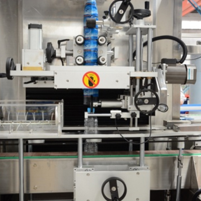 Lowe Label Cost Shrink Sleeve Labeling Machine For Bottled Water Filling Lines 