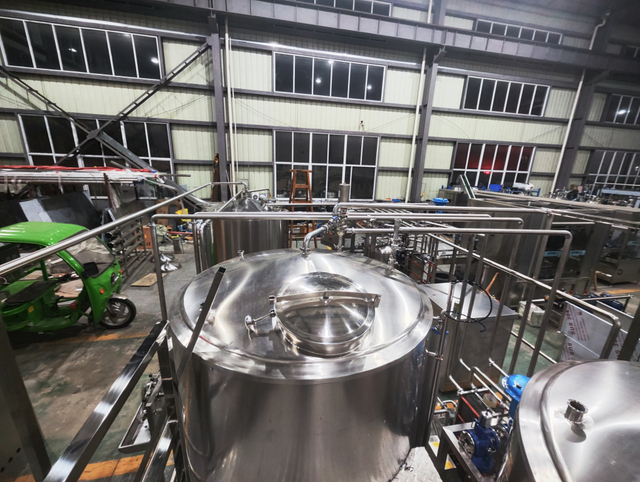 Fully Automatic Beverage Blending System
