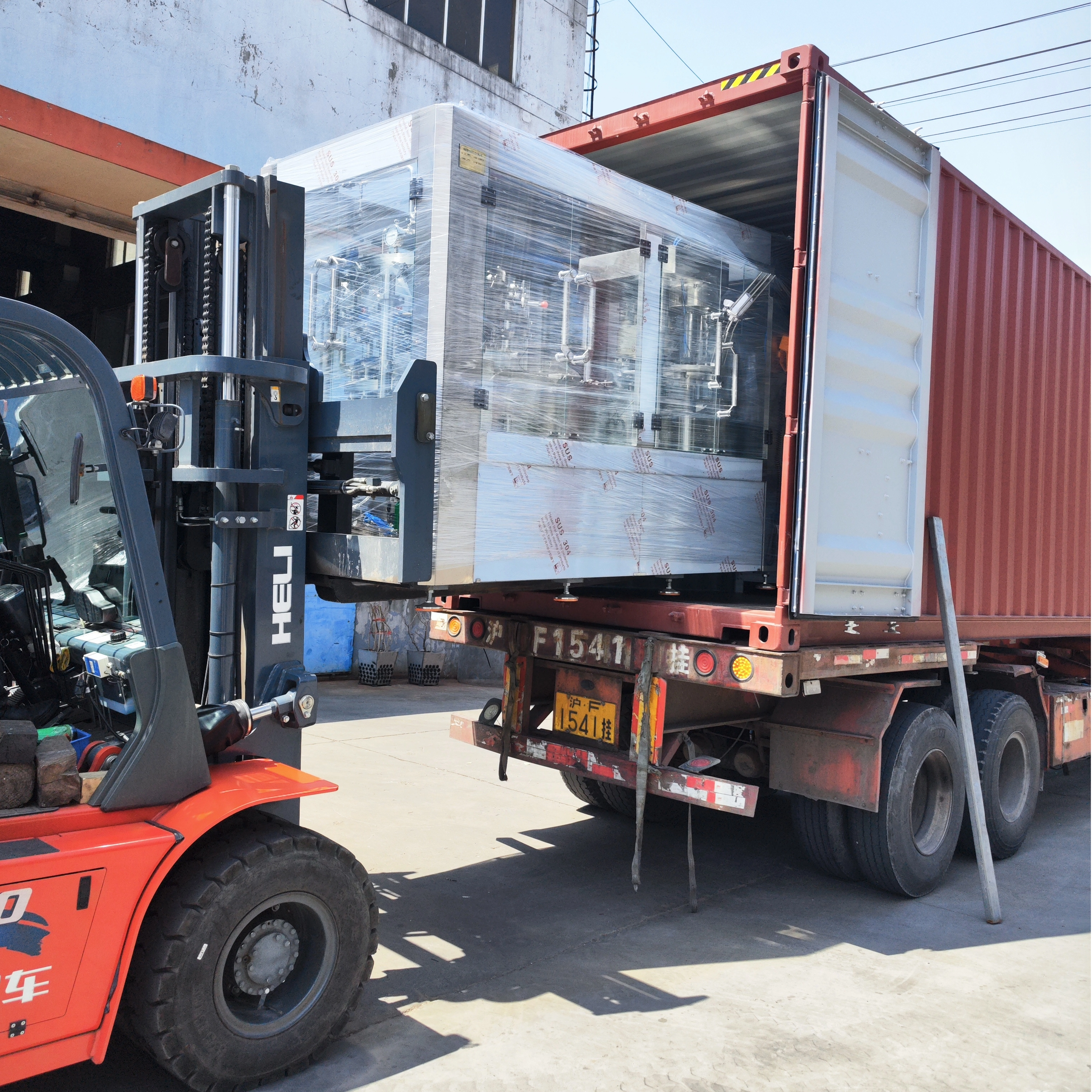 Carbonated Drinks Filling Line Delivered To AUSTRALIA